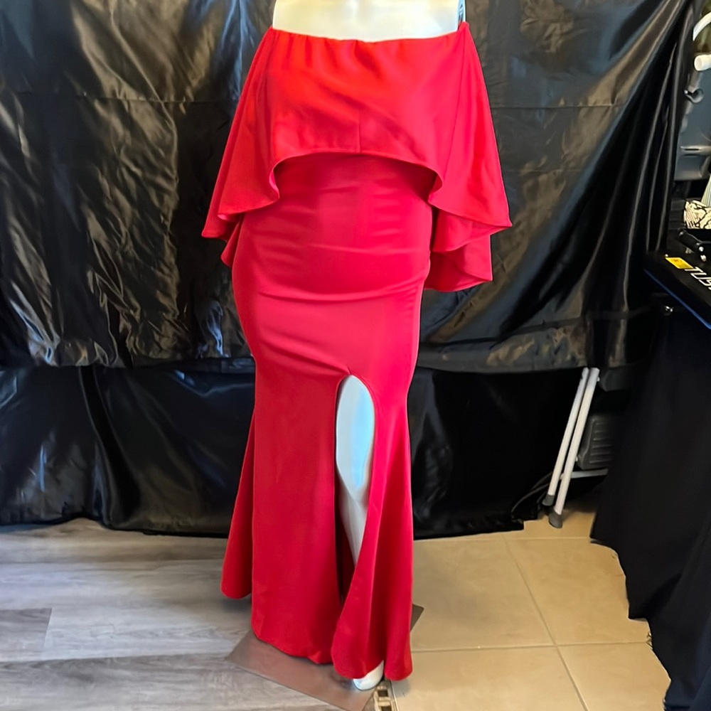 Red, stretchy, high slit, off shoulder, winged gown